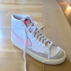 Nike Blazer Mid ‘77